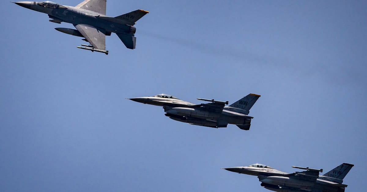 US and EU to Train Ukrainian Pilots on F-16 Jets Amid Russia-Ukraine Conflict