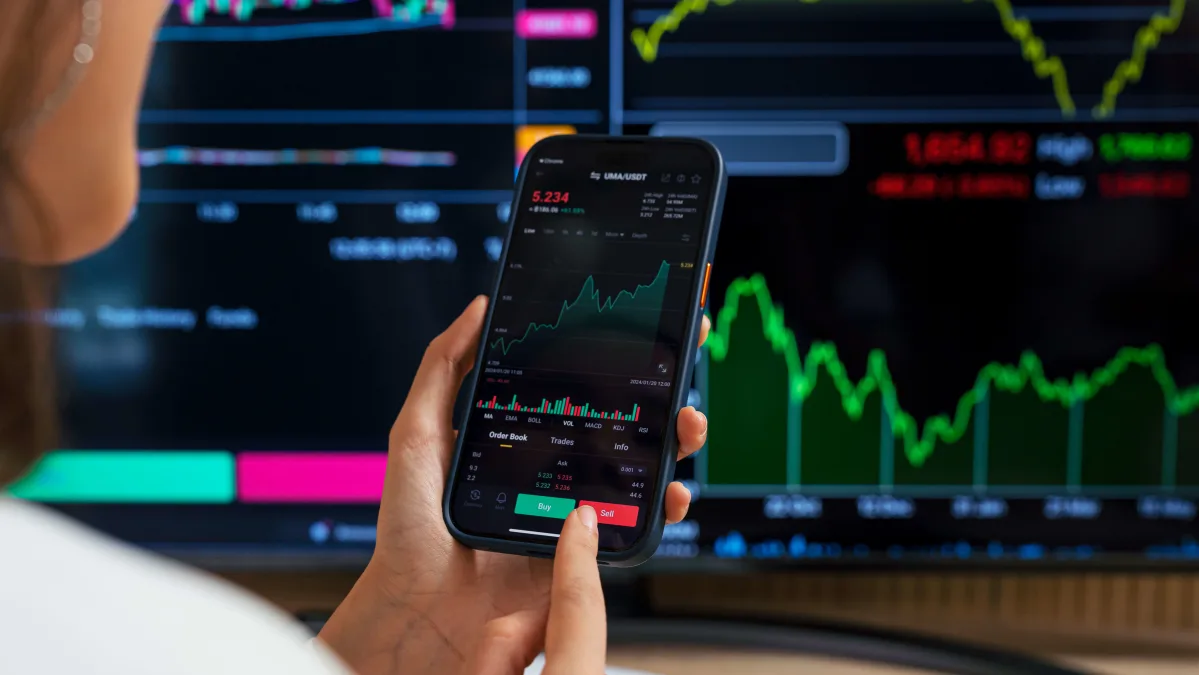 "Market Turbulence: Stocks Wobble, T-Bills Shine, Nvidia Steady"
