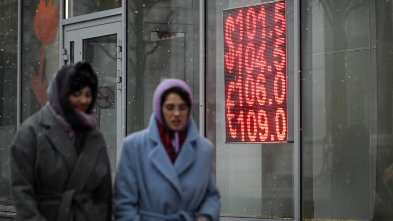 Russia's Economic Struggles: Inflation, War, and Rising Prices
