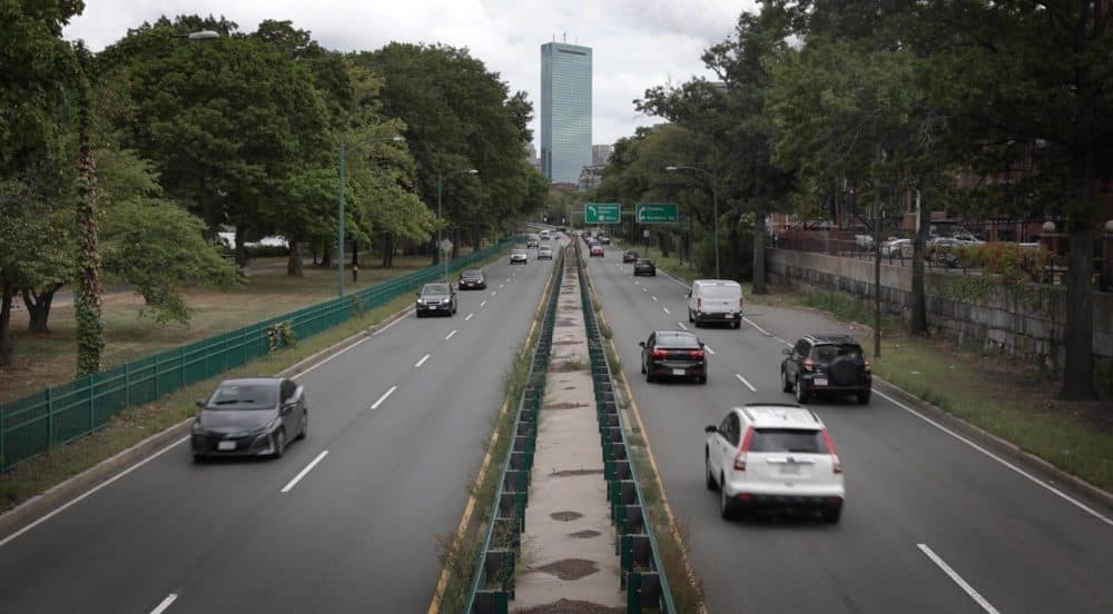 US Government Orders Automakers to Disregard Massachusetts' Right-to-Repair Law