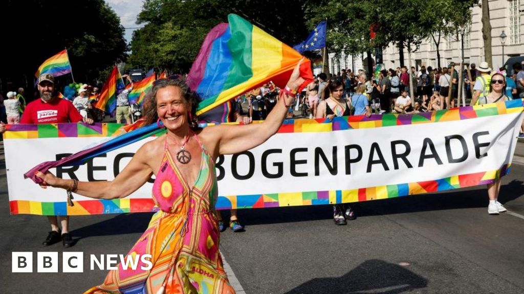 Austrian police thwart jihadist plot to attack Vienna Pride parade.