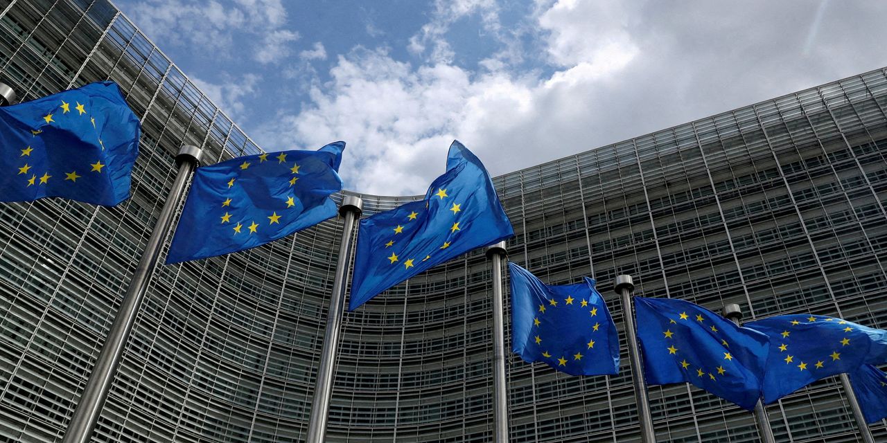 Europe Balances China Risks and Ties