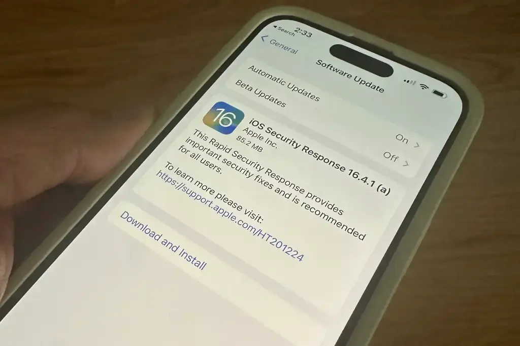 Apple's First Rapid Security Response Updates for iPhone, iPad, and Mac