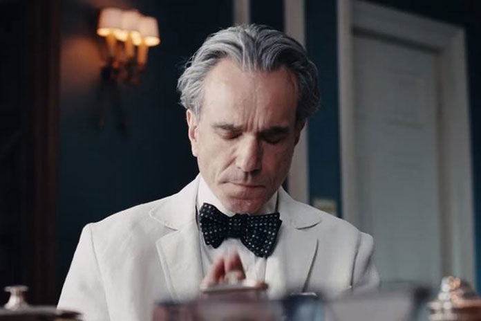 "Daniel Day-Lewis Firmly Stays Retired from Acting Despite Tempting Offers"