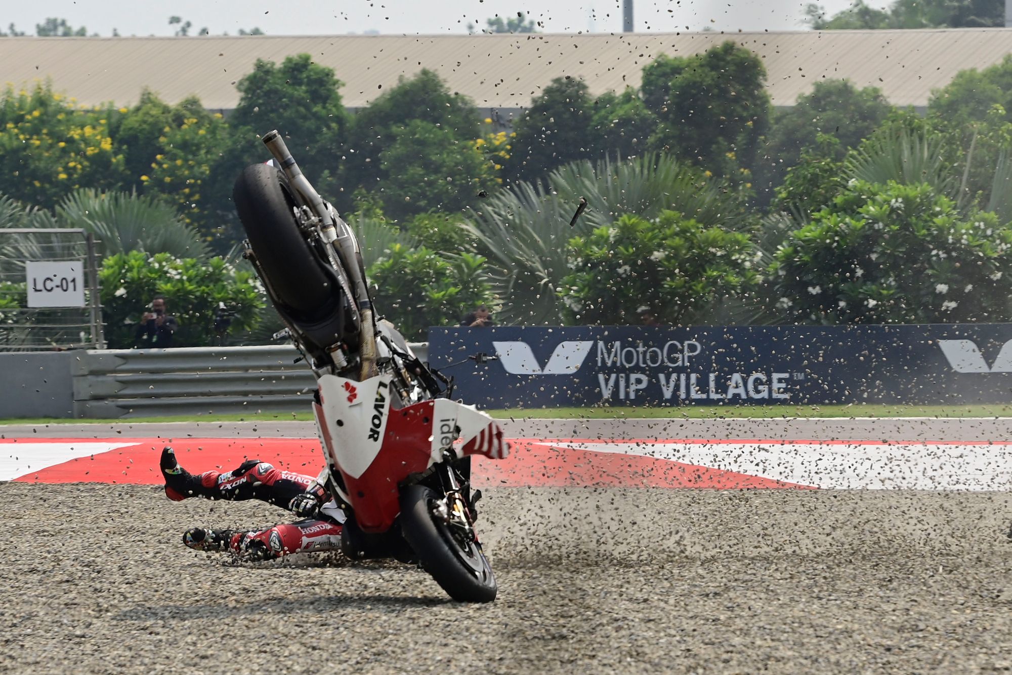 Featured image for "Thrilling MotoGP Indian GP: Marini, Bezzecchi, and Chantra Shine on the New Ex-F1 Layout"
