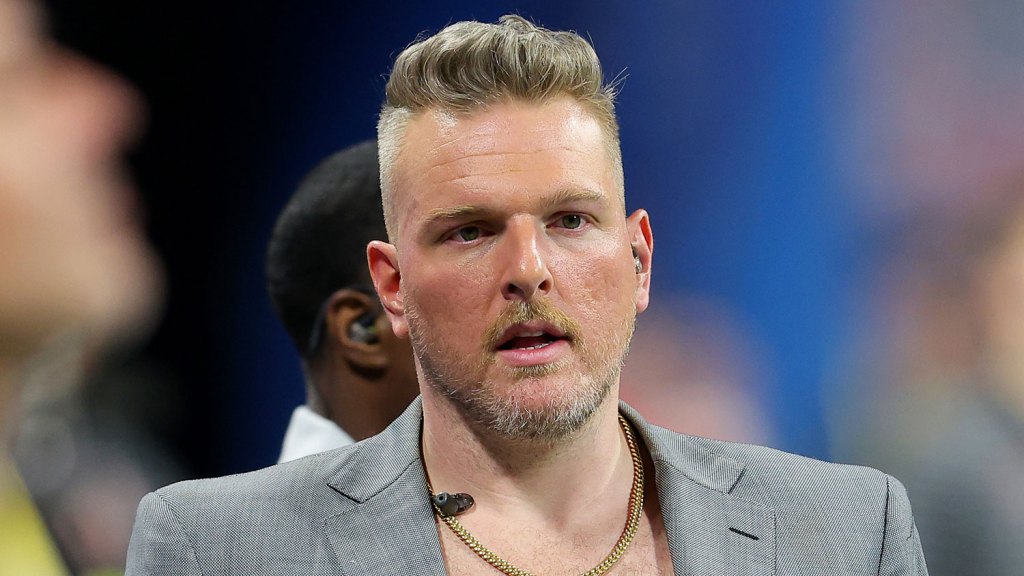 Featured image for Pat McAfee Accuses ESPN's Norby Williamson of Sabotaging His Show