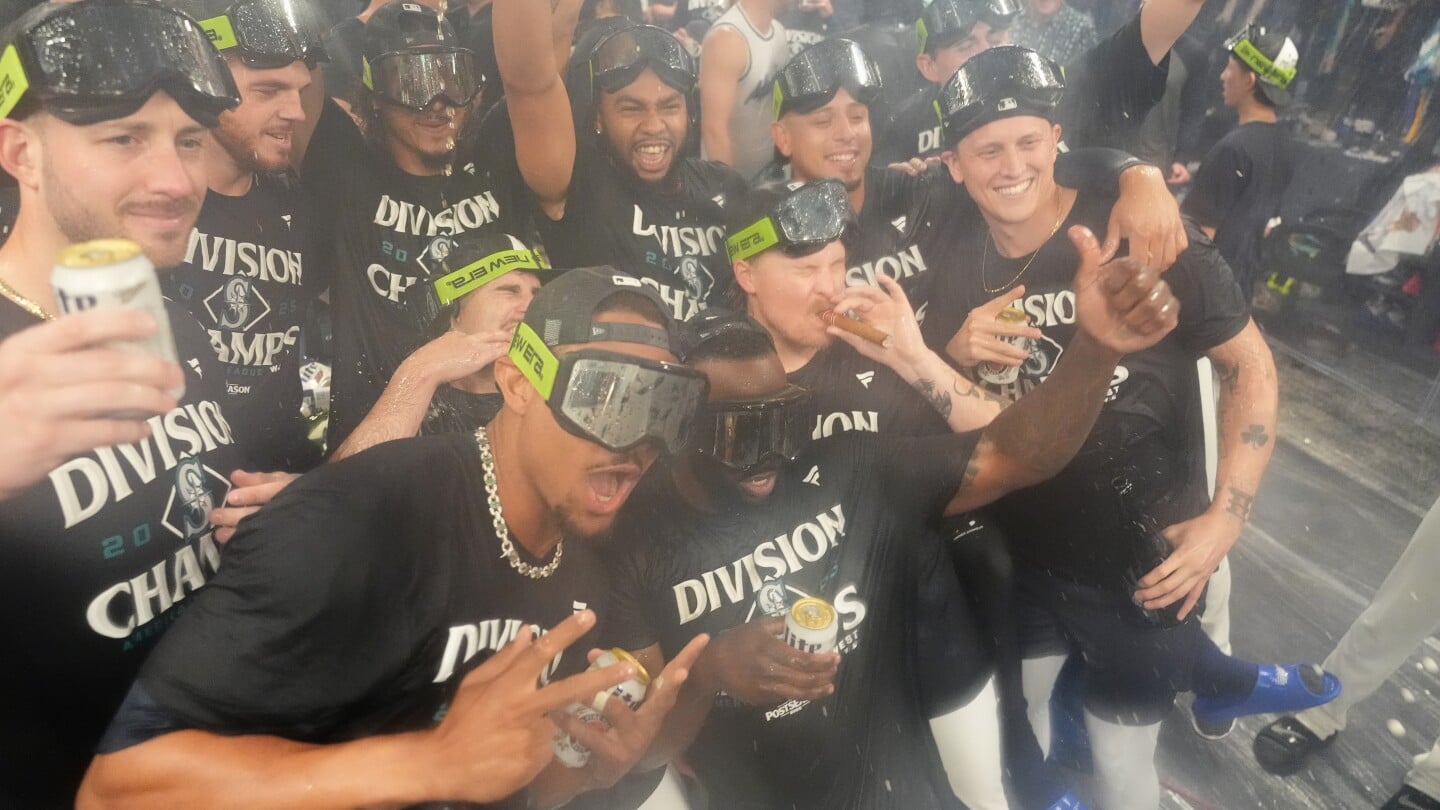 Featured image for Mariners Clinch AL West Title as Cal Raleigh Hits 60 Homers