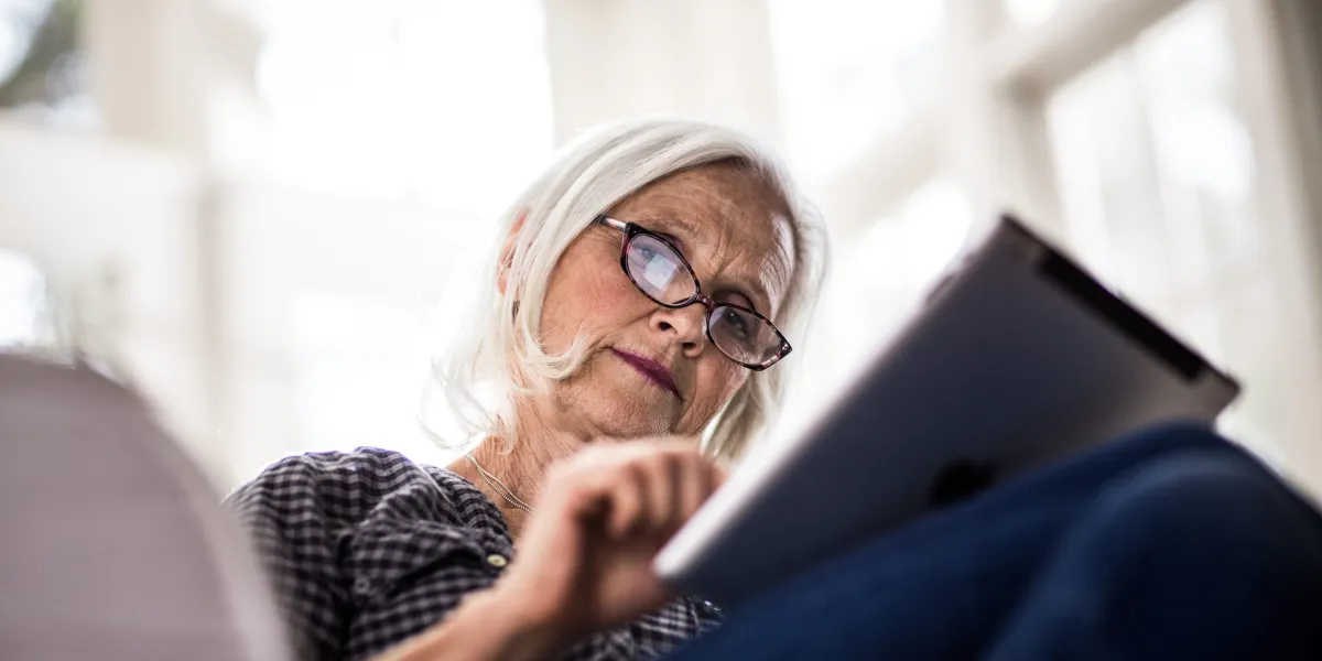"Vanguard's Revelation: Boomers Outpace Others in Bank Savings as Americans' 401(k)s Take a Hit"