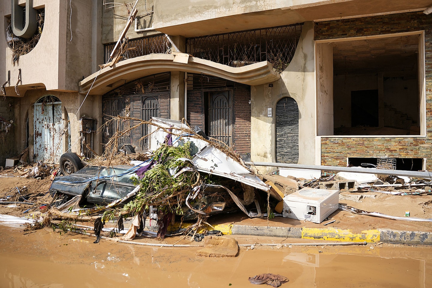 Featured image for "Devastating Libya Floods Leave 10,000 Missing and Thousands Feared Dead"