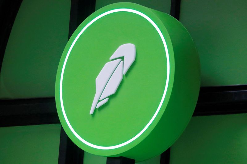 "Robinhood Soars as Crypto Assets Surge, Outperform Rating Boosts Stock"