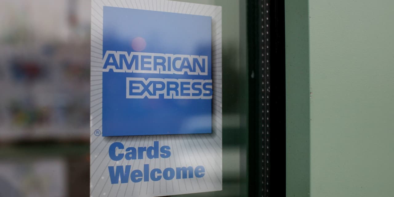 AmEx's Q1 Earnings: Record Revenue but Stock Falls.
