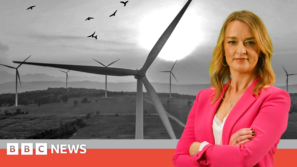 "Political Shifts: Labour's Climate Stance and Sunak's Opportunity"