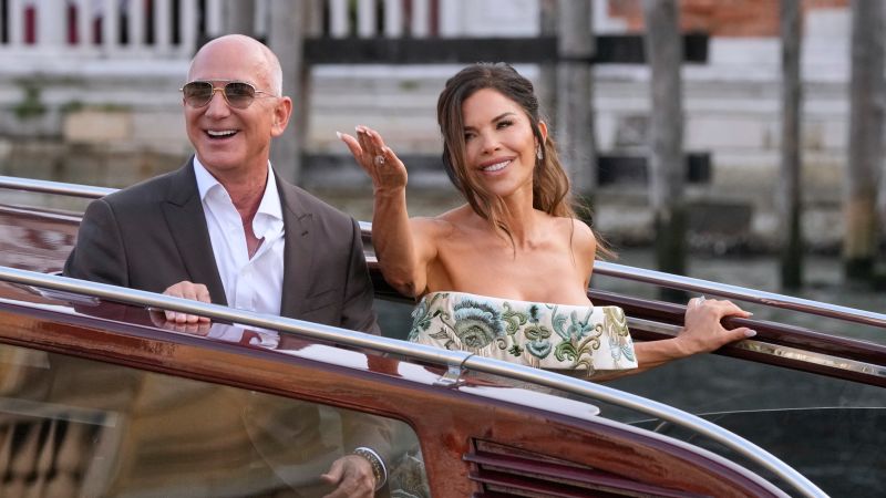 Featured image for Jeff Bezos and Lauren Sanchez Celebrate Star-Studded Wedding in Italy