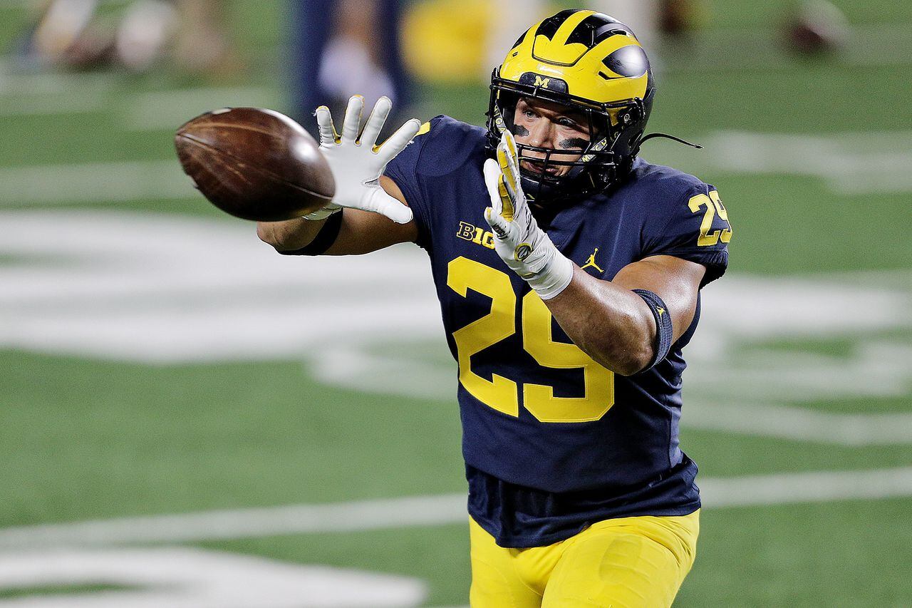 Featured image for "Former Michigan LB Joey Velazquez Joins Ohio State Football as Walk-On"