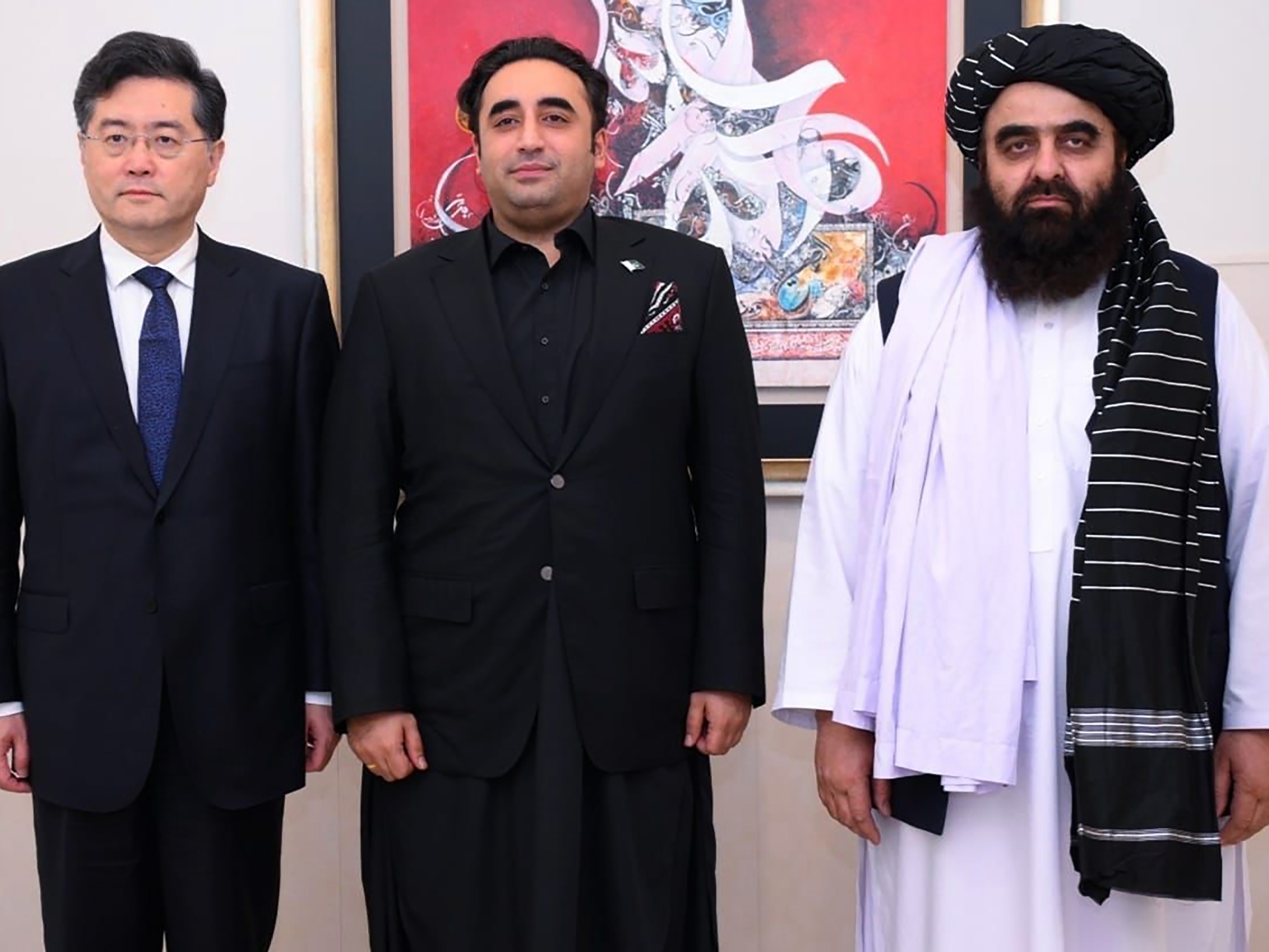 China holds talks with Pakistan and Afghanistan, urges cooperation against terrorism.