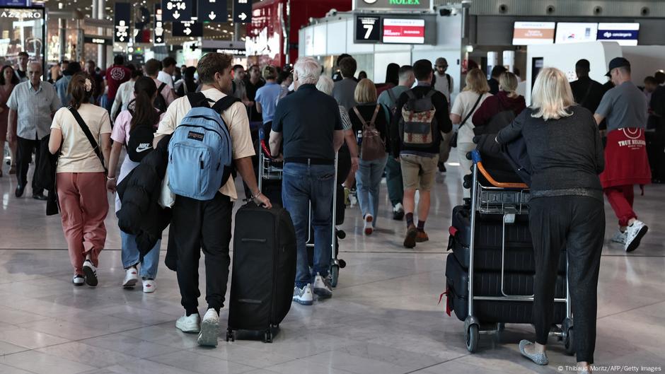 Featured image for French Air Traffic Strike Disrupts European Flights