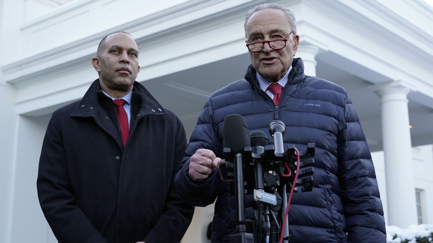 Featured image for "White House Meeting: Biden's Push for Ukraine Aid and Border Deal"