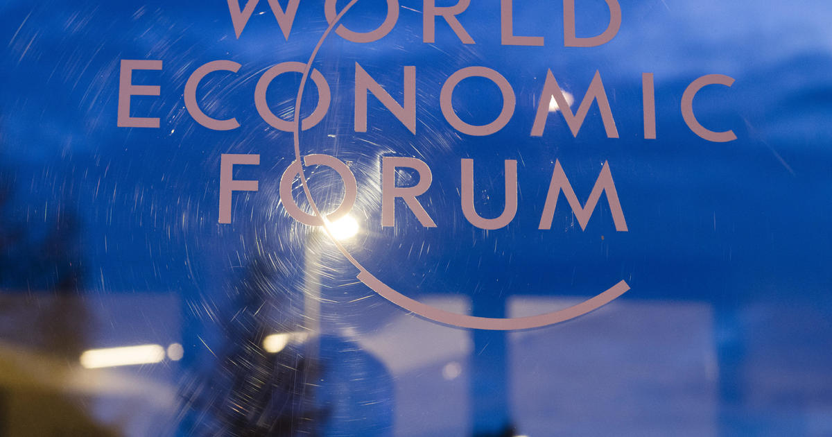 Featured image for "Rising Inequality: World on Track for First Trillionaire Within a Decade"