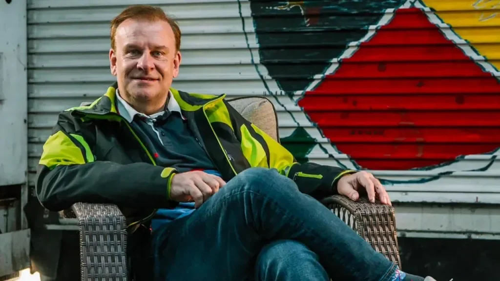 Stepson of Missing Titanic Sub Passenger Finds Comfort in Blink-182 Concert