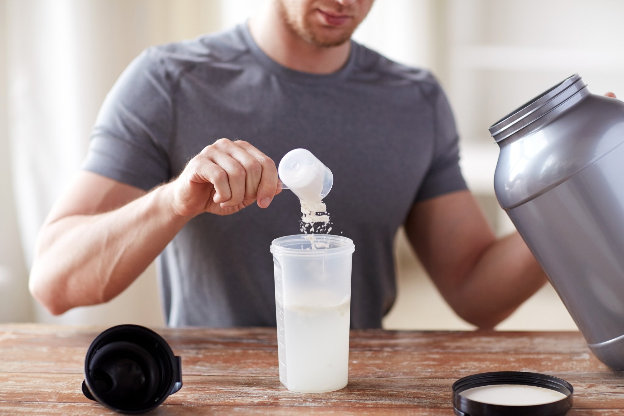 Featured image for "Caffeine vs. Creatine: Effects on Mind and Body Performance"