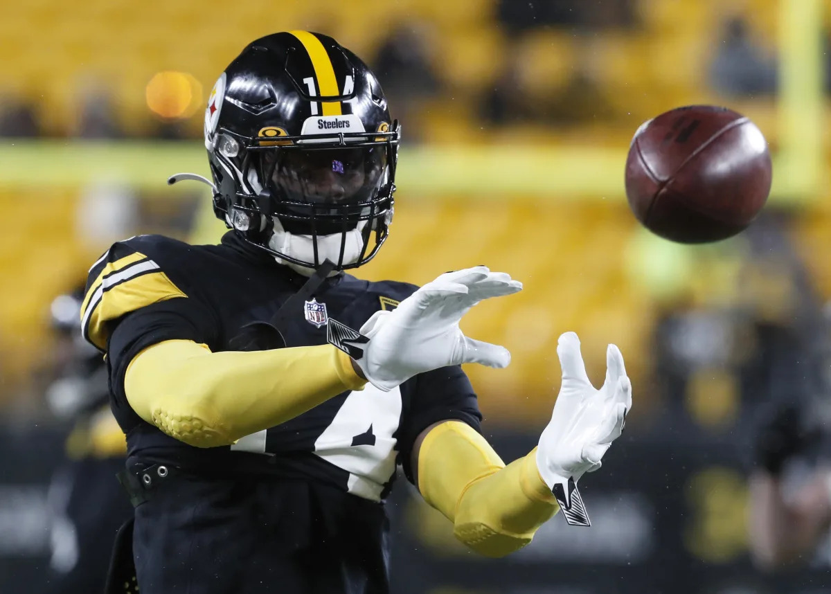 "Top Sleeper Picks for Fantasy Football in the 2023 NFL Season"