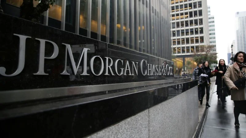 JPMorgan mandates full-time office return for managing directors.