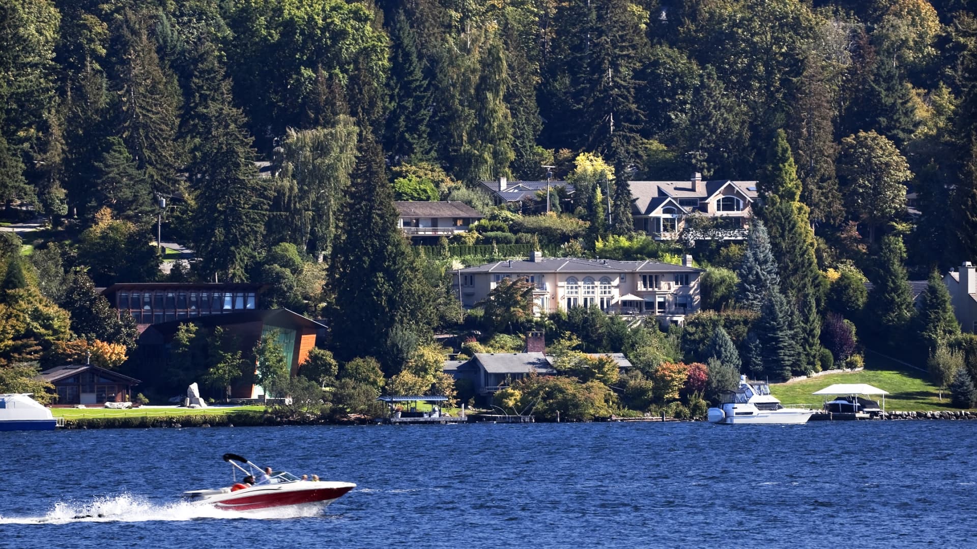 Featured image for US Gains Over 1,000 New Millionaires Daily in 2024