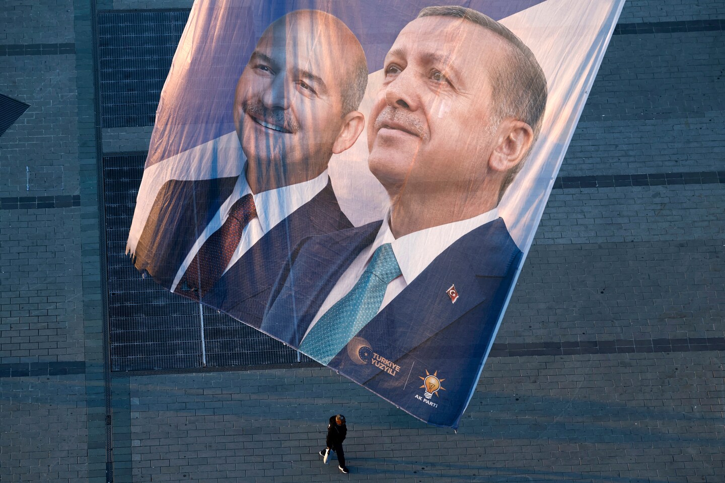 Turkey's Election: High Stakes for Erdogan and Kilicdaroglu