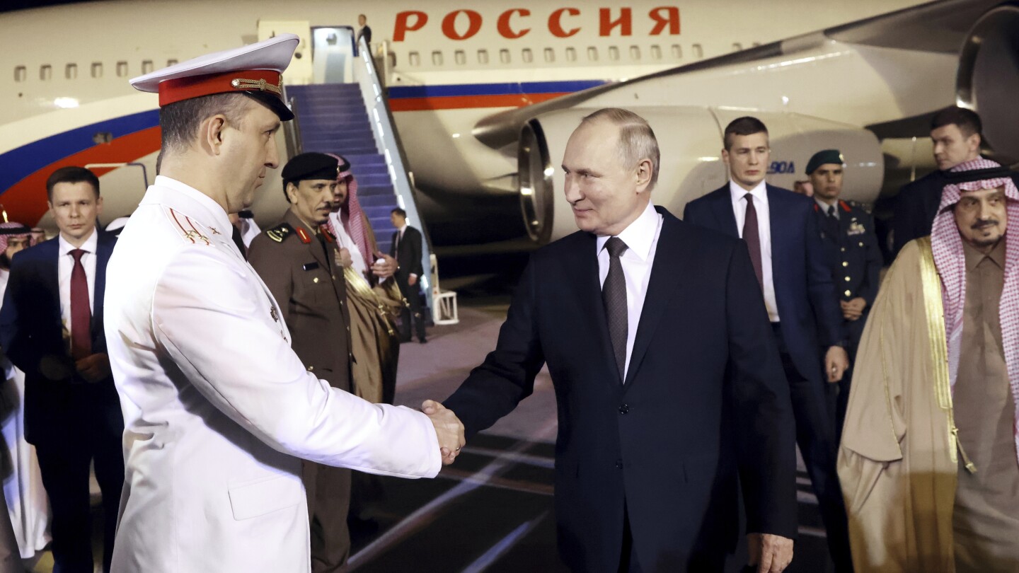 "Putin's Gulf Tour: Strengthening Russia's Influence in the Middle East"