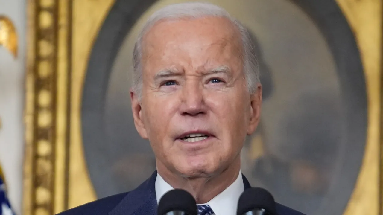 "Biden's Age: A Legitimate Issue for American Democracy"