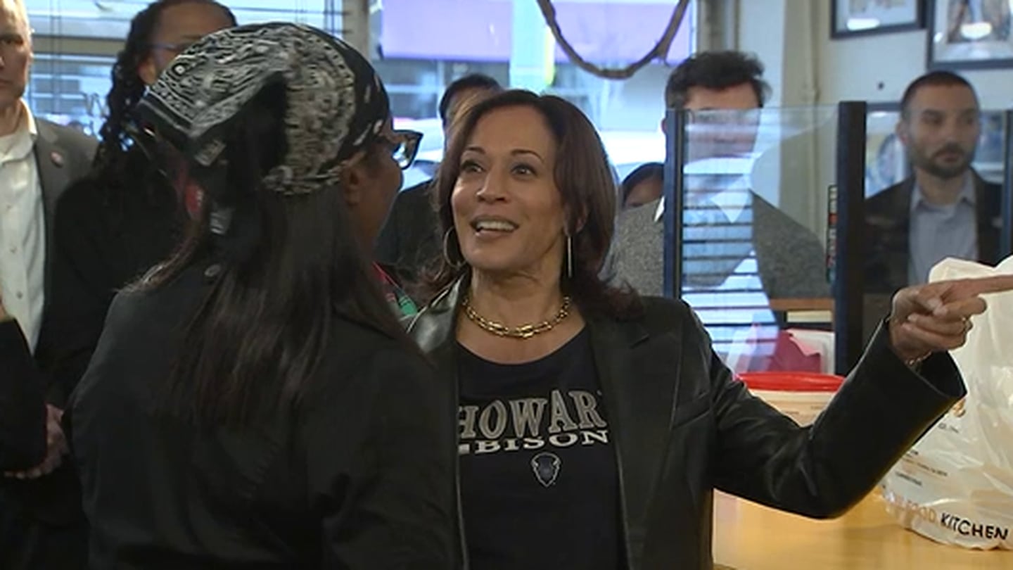 Vice President Harris Supports HBCU Football at Historic Atlanta Restaurant