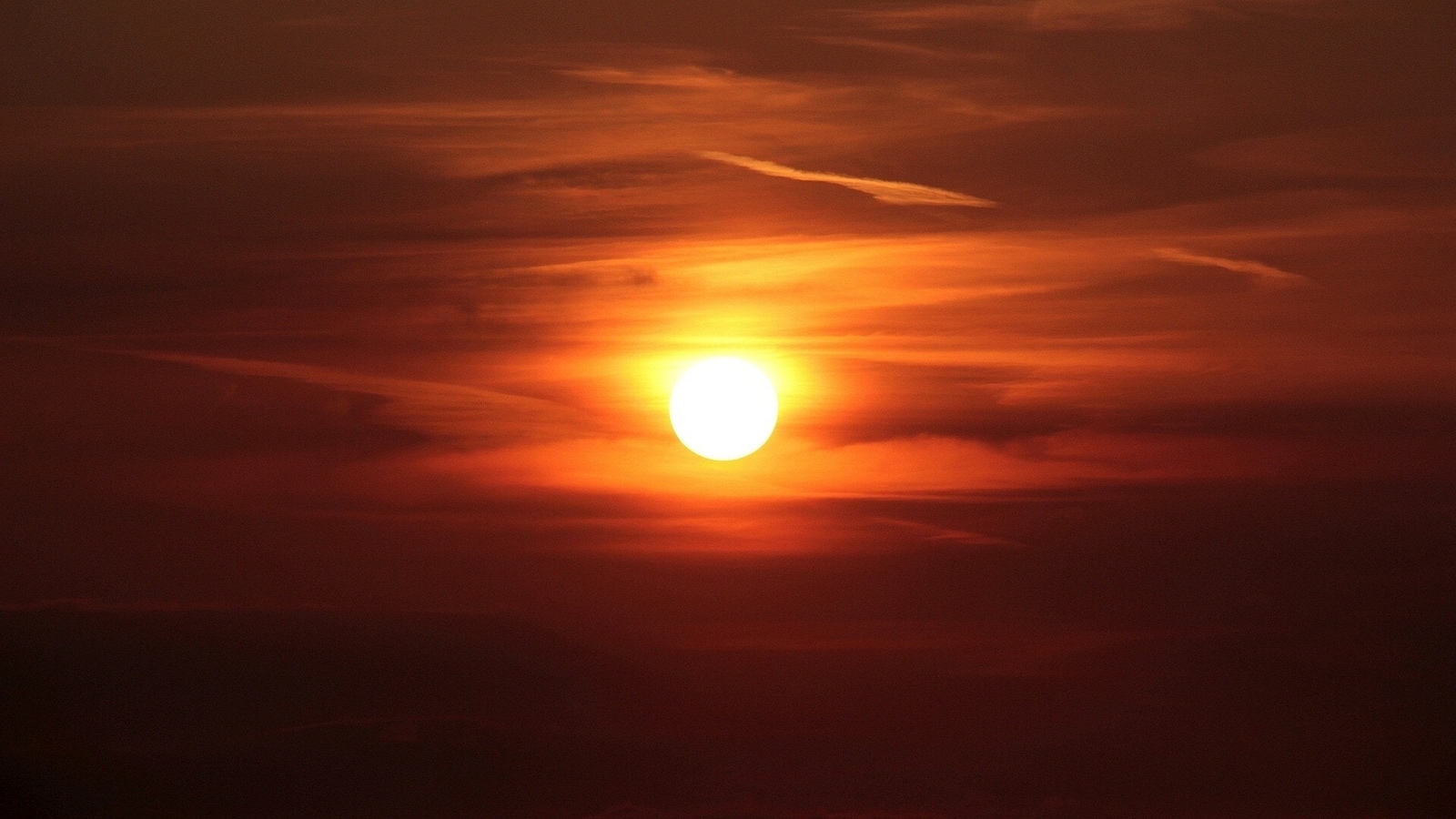 NOAA Warns of Impending Solar Storm and Blackouts as Sunspot Activity Increases