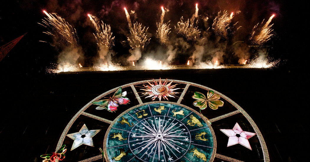 Featured image for Saks Fifth Avenue Cancels Iconic Holiday Light Show for 2024