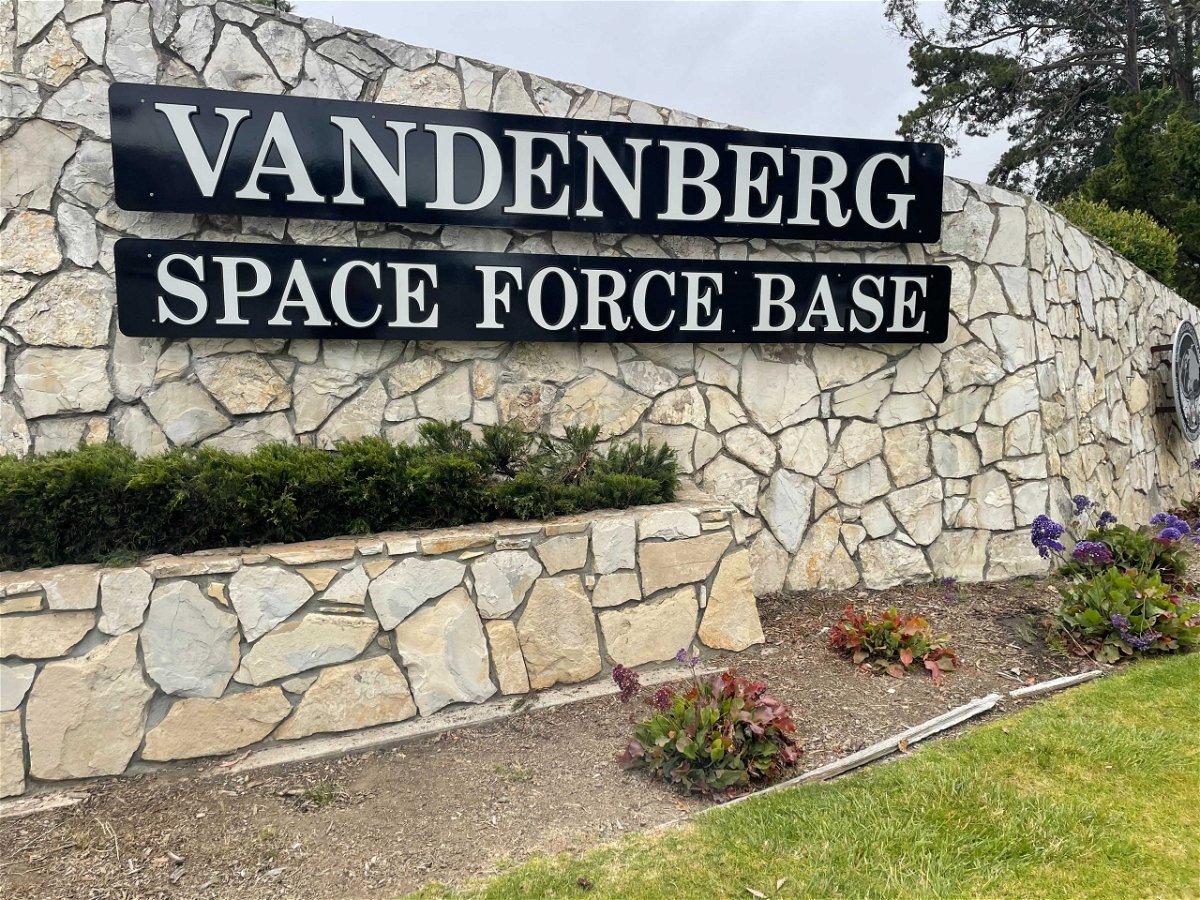 "SpaceX Postpones Vandenberg Rocket Launch to Friday Evening"