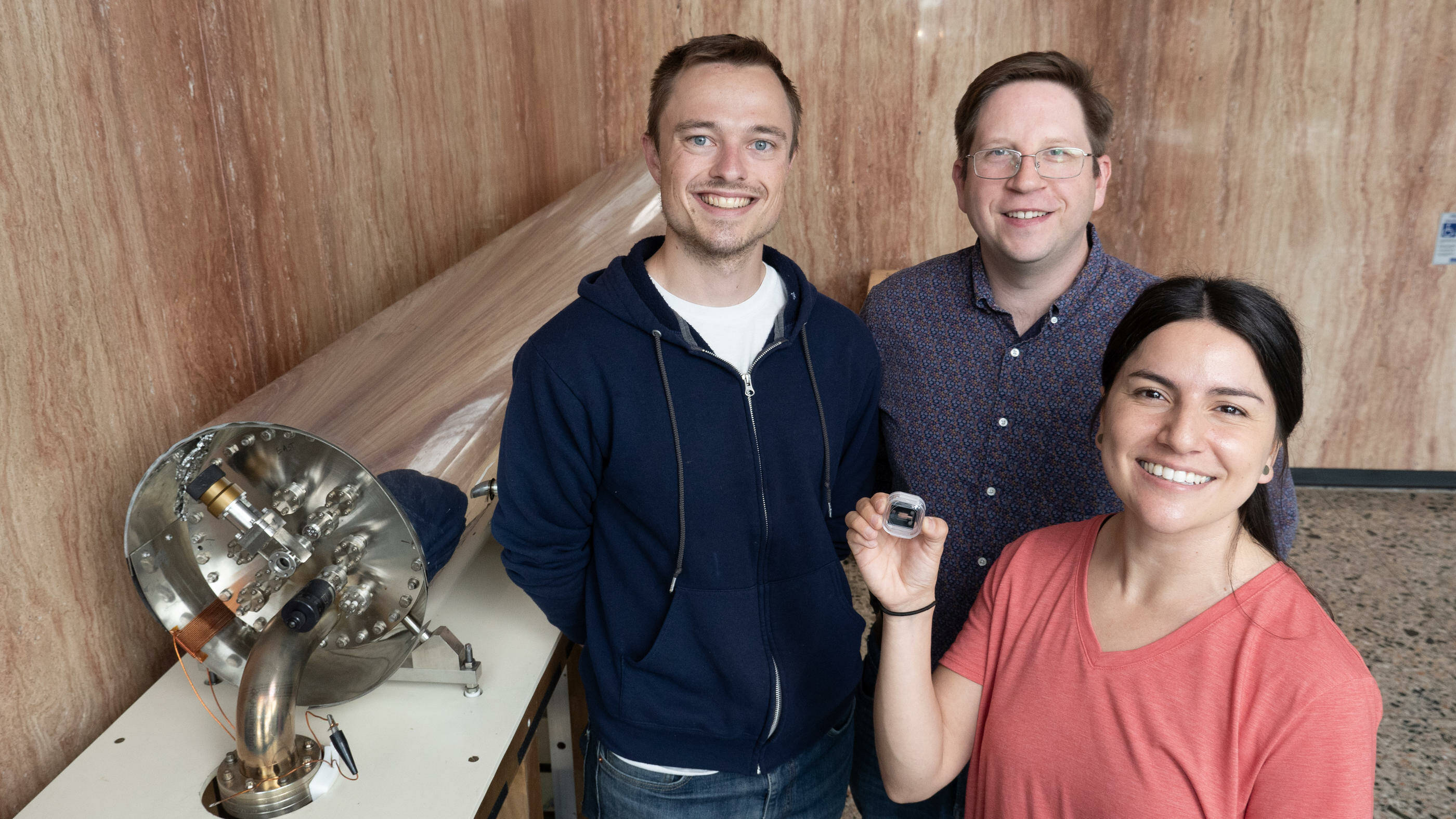 Featured image for Miniature Atomic Beam Clocks Revolutionize Timekeeping Technology