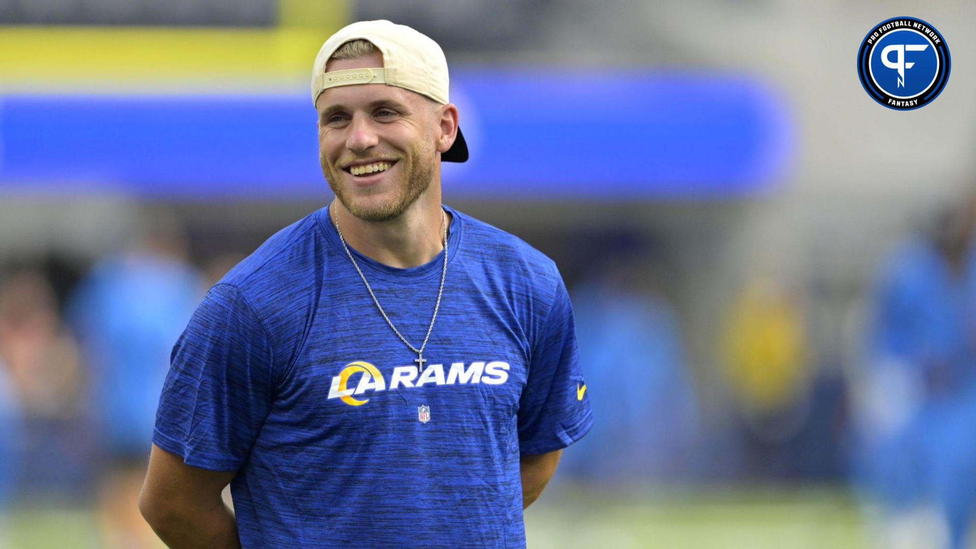 "Fantasy Football Injury Update: Derek Carr's AC Joint Sprain and Other Key Players"