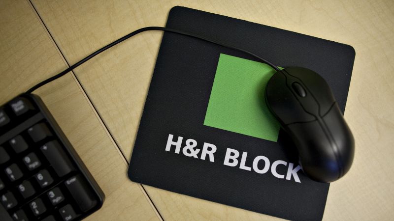 Featured image for Tax Day Outages Frustrate H&R Block Customers