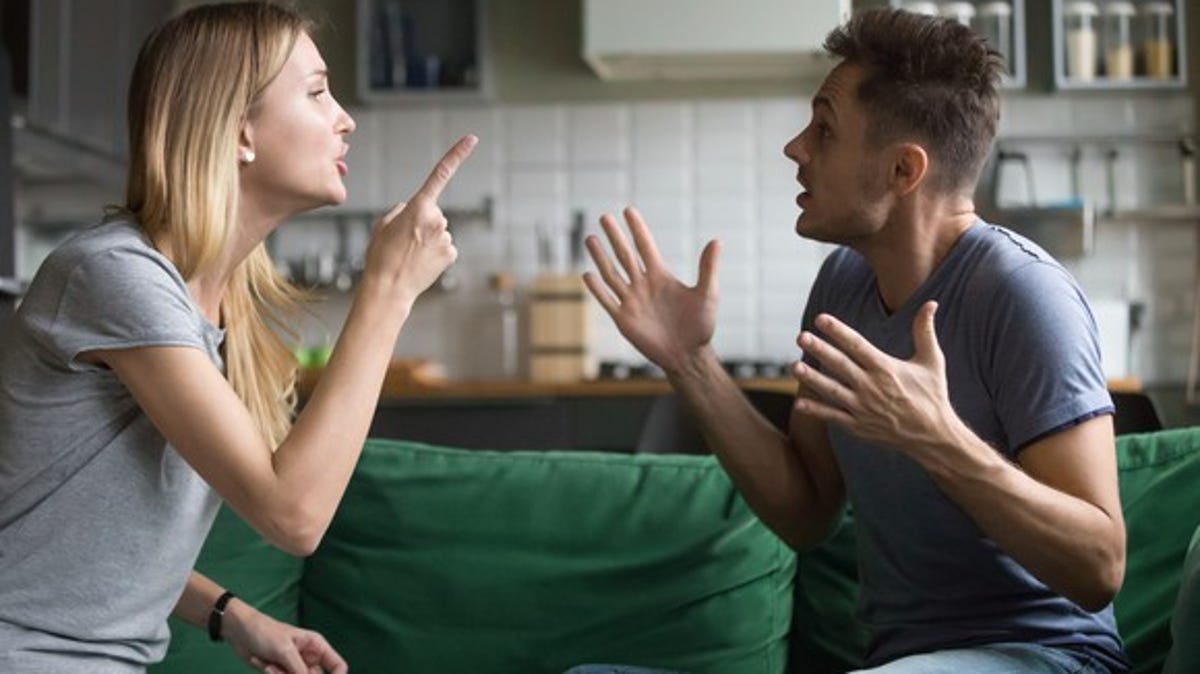 "Recognizing the Signs of an Ending Karmic Relationship"