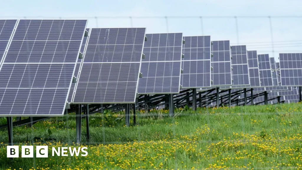 UK bets big on solar with record 4.9GW auction win