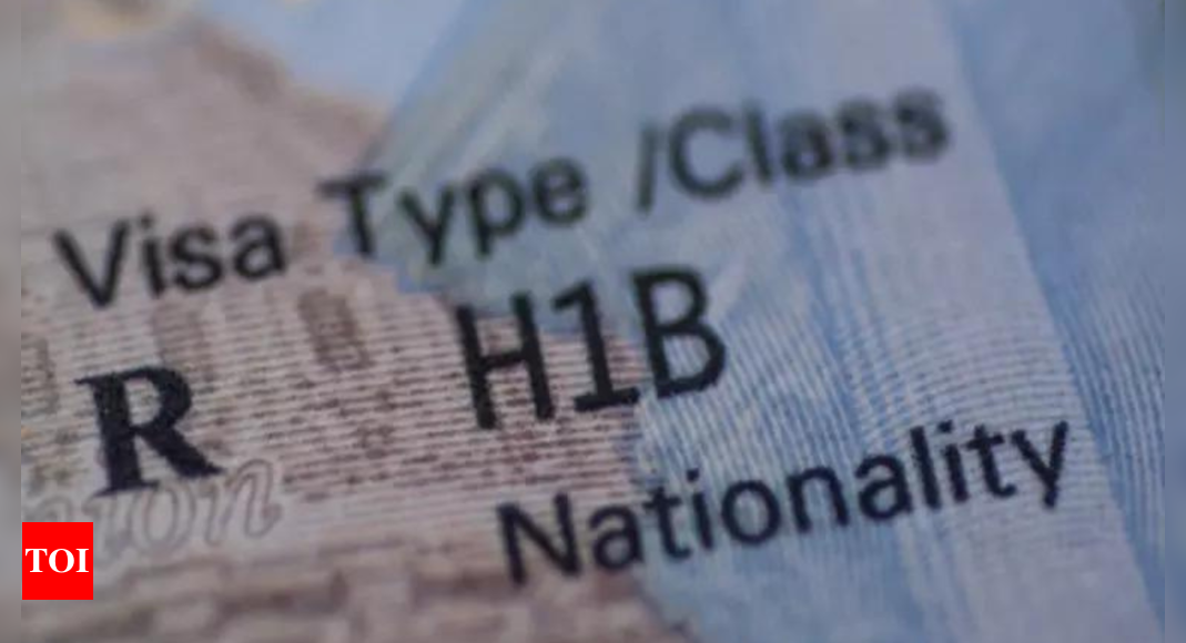 Featured image for US Launches Pilot Program for H-1B Visa Renewal, Limited to Indian and Canadian Holders