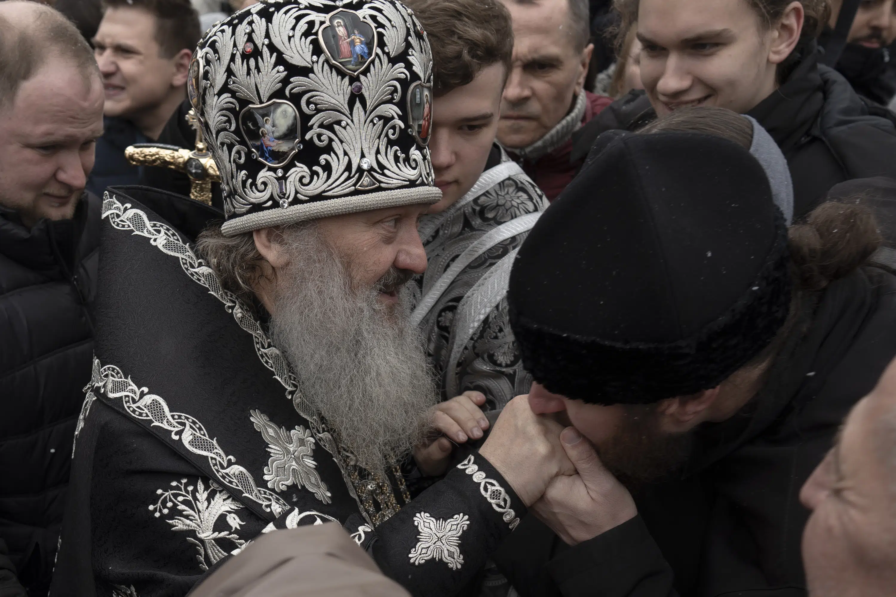Featured image for Ukraine seeks house arrest for Orthodox leader.