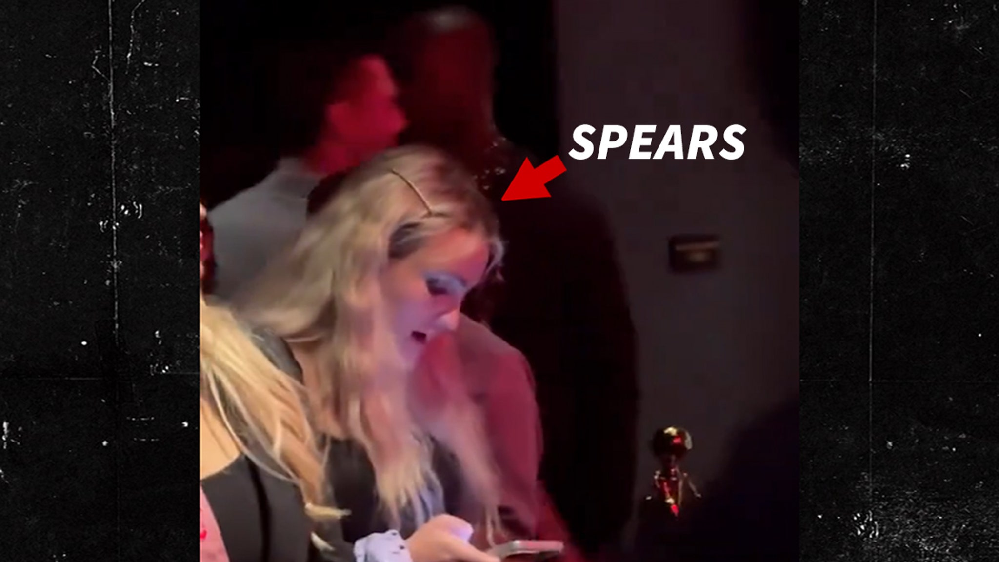 Featured image for "Jamie Lynn Spears Attends Christina Aguilera's Vegas Show"