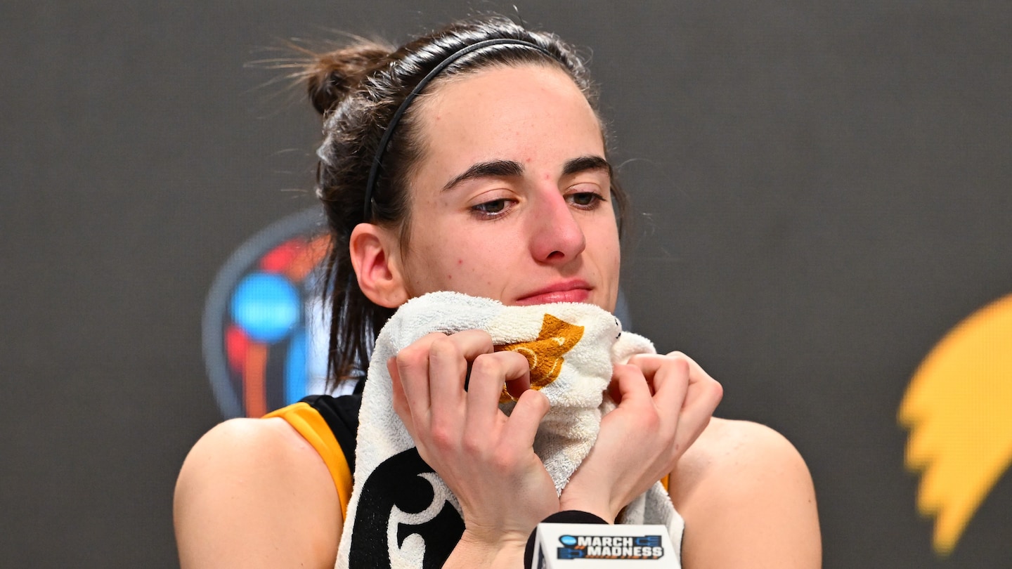 Featured image for "Caitlin Clark's Pro Move: Impact on Women's College Basketball"