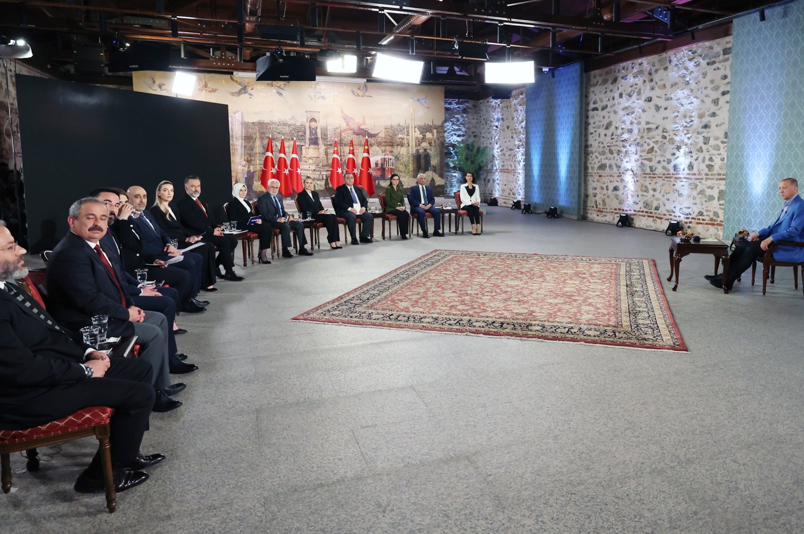 Türkiye's Elections: Constitutional Amendments, Erdogan's Grip, and Foreign Policy Scrutiny.