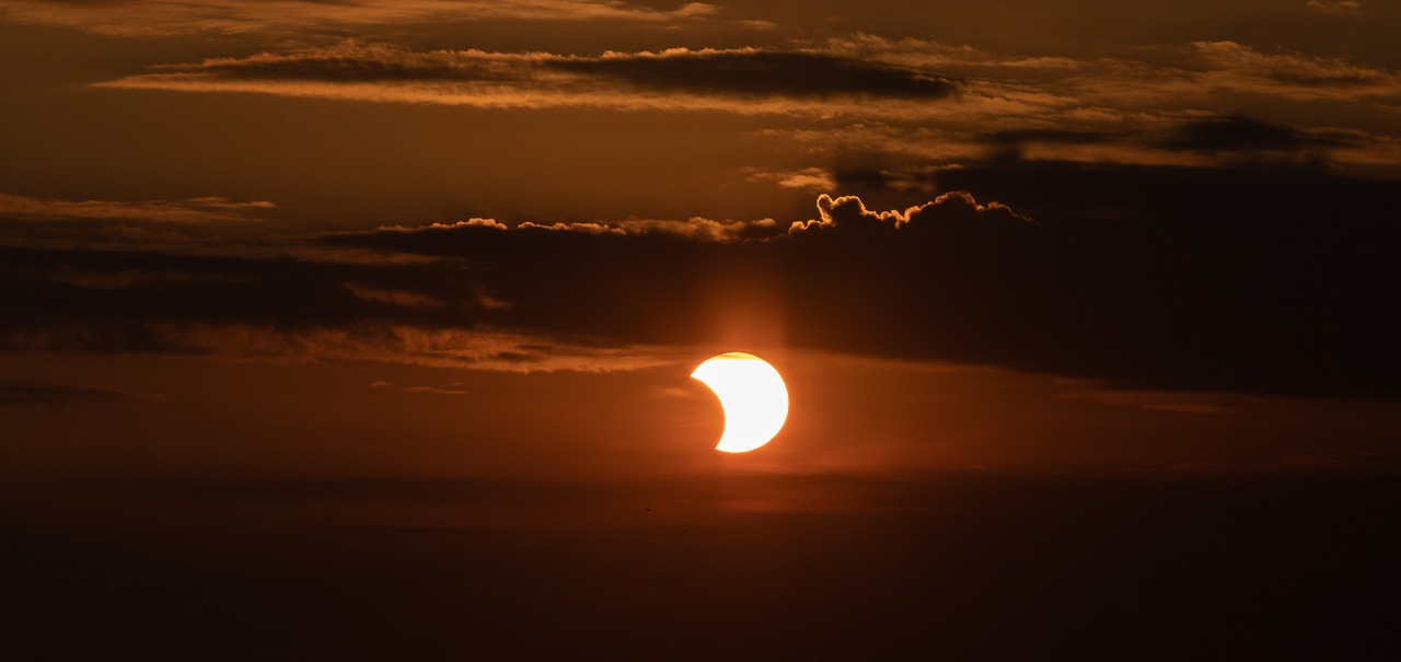 "Enhanced Eclipse Sky Forecast for Ohio"