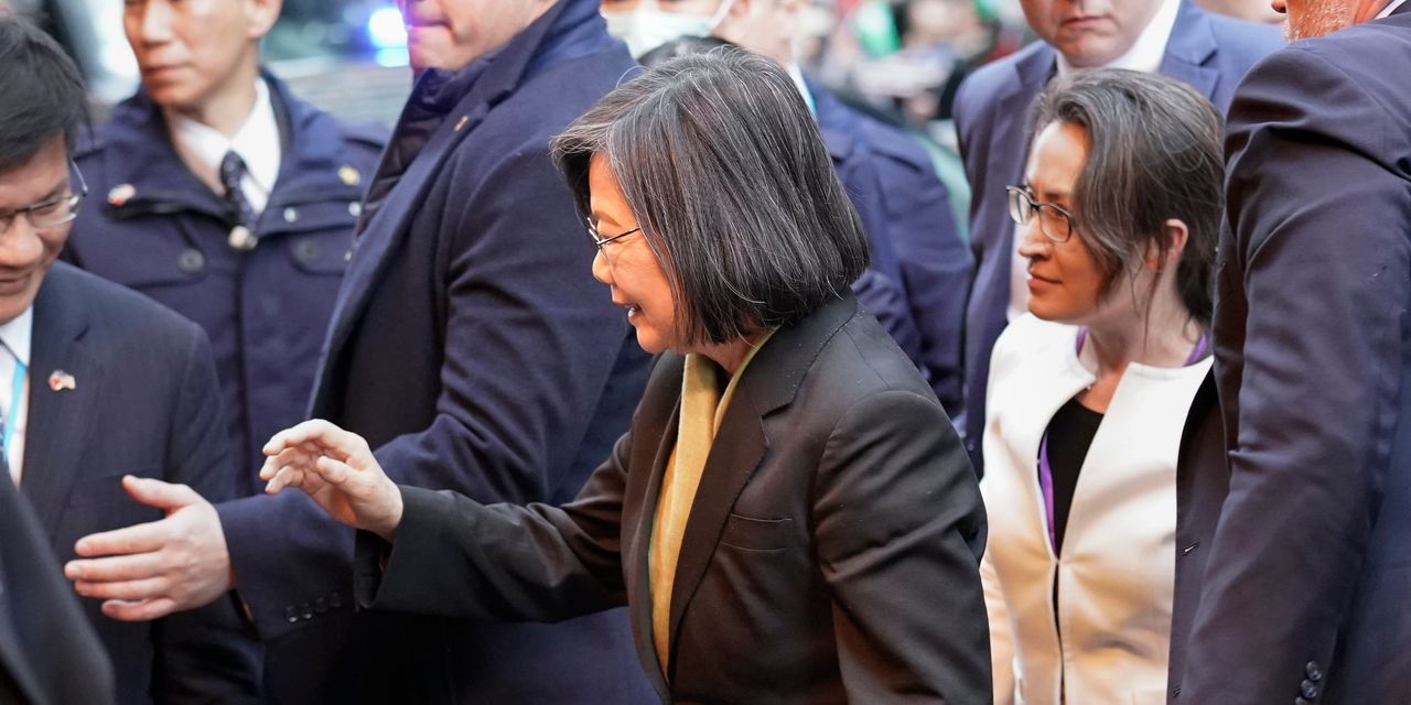 Taiwan's President Faces China's Threats During U.S. Visit