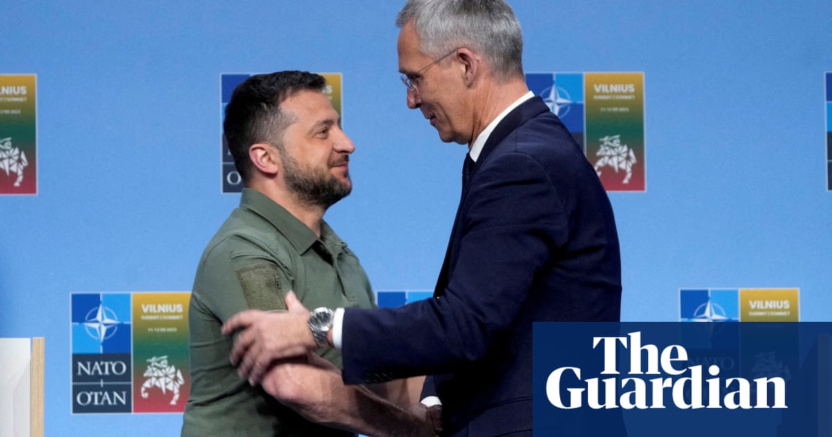 "NATO Chief Apologizes for Suggesting Ukraine's Land Surrender for Membership"