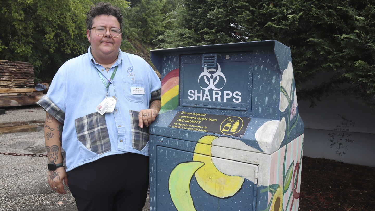 Featured image for "Controversy Erupts as West Virginia Clinics Adapt Post-Roe, Debating Syringe Services in Opioid Crisis"