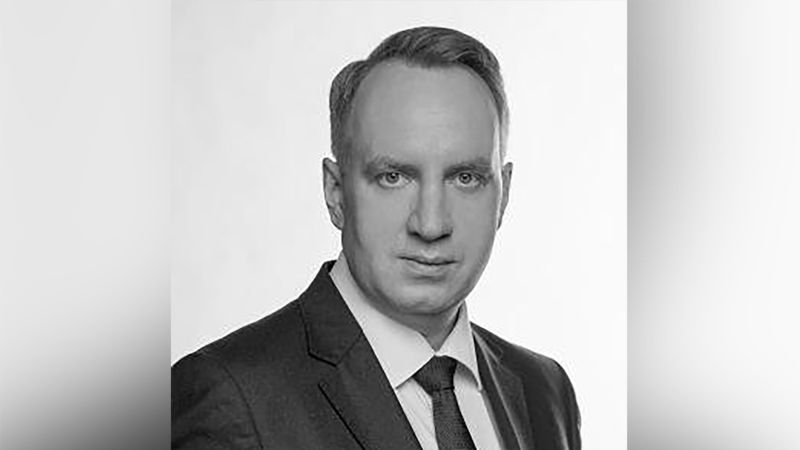 Unexplained Deaths of Russian Officials Raise Questions