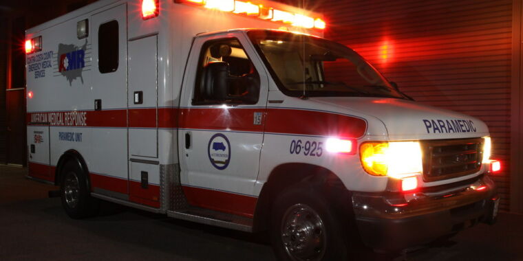 False emergency calls overwhelm Android's shortcut feature.